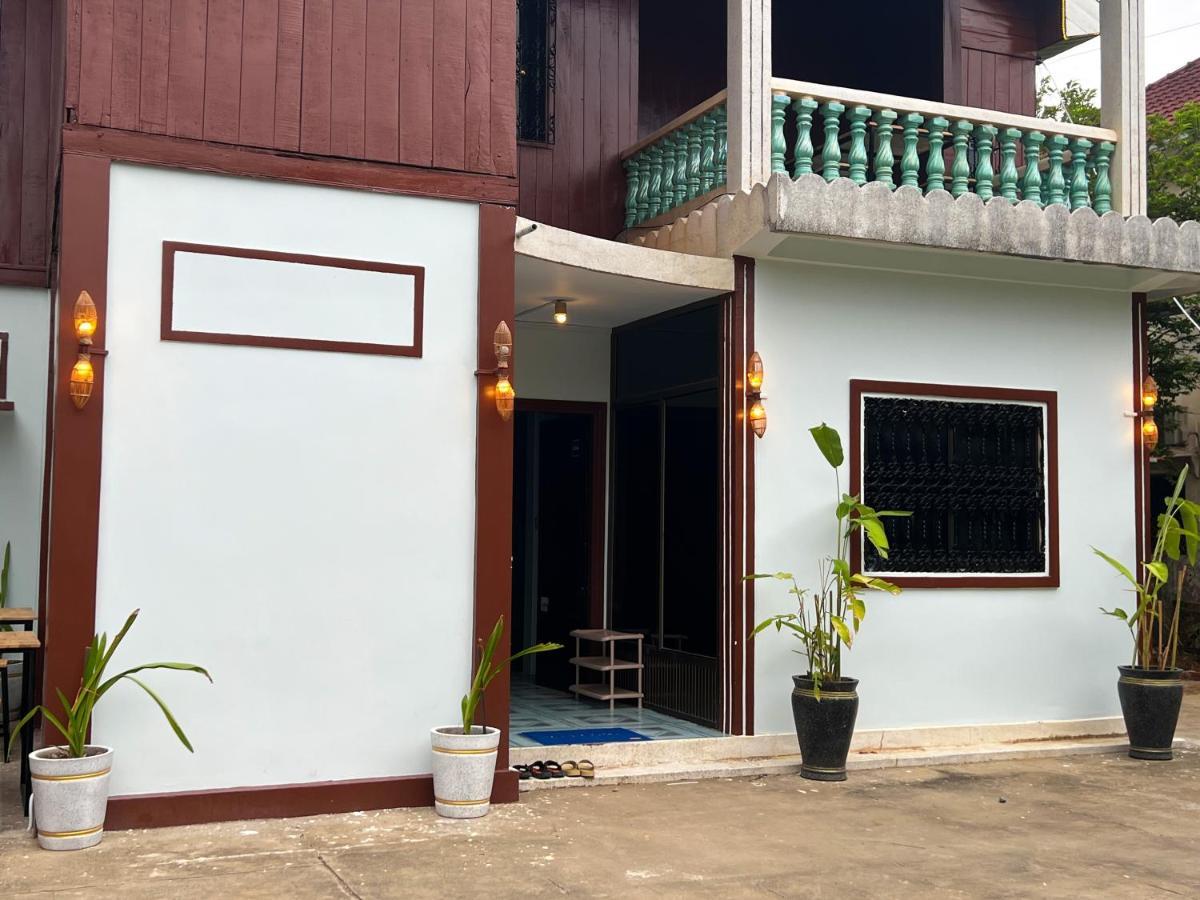 Lotus Blanc Homestay 바탐방 외부 사진