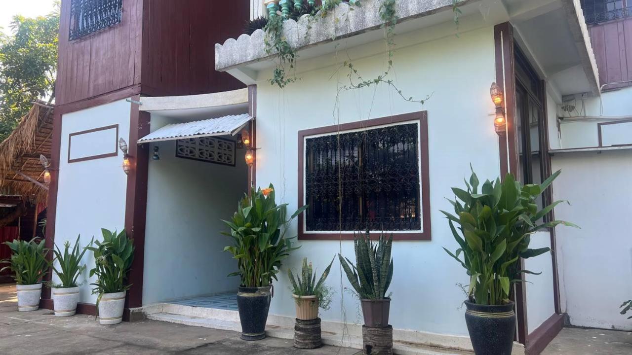 Lotus Blanc Homestay 바탐방 외부 사진